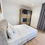 Quill Residence Klcc Starlife